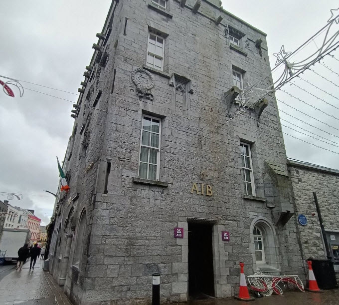 Lynch's Castle, Ireland